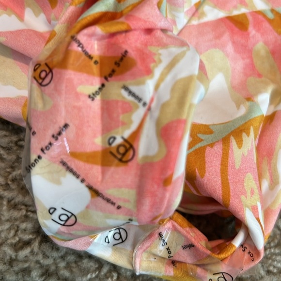 Stone Fox Fella One Piece Swimsuit Size M In Hot Tropix - Picture 8 of 10